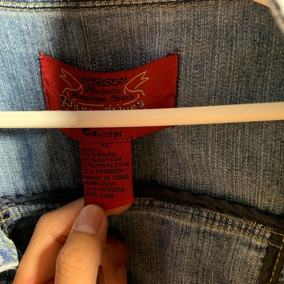 Thrifted Cropped Denim Jacket - Picture 2 of 3